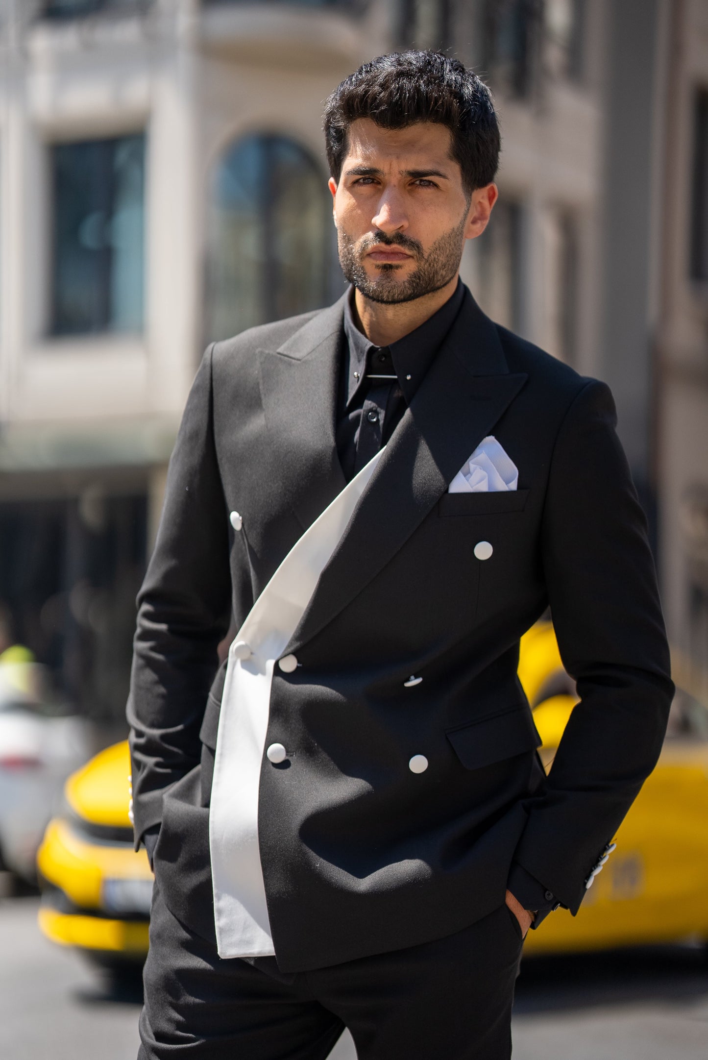 Luxury Black Men’s Special Design Suit with White Detailing