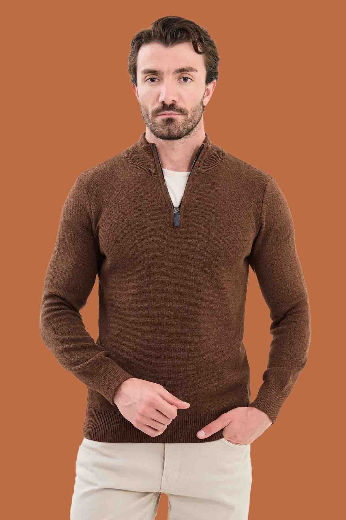 Men's Slim Fit Camel Quarter-Zip Knitwear Sweater