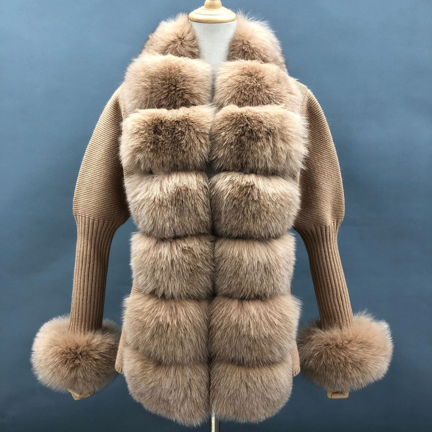 Women’s Wool Blend Cardigan with Detachable Fox Fur Collar