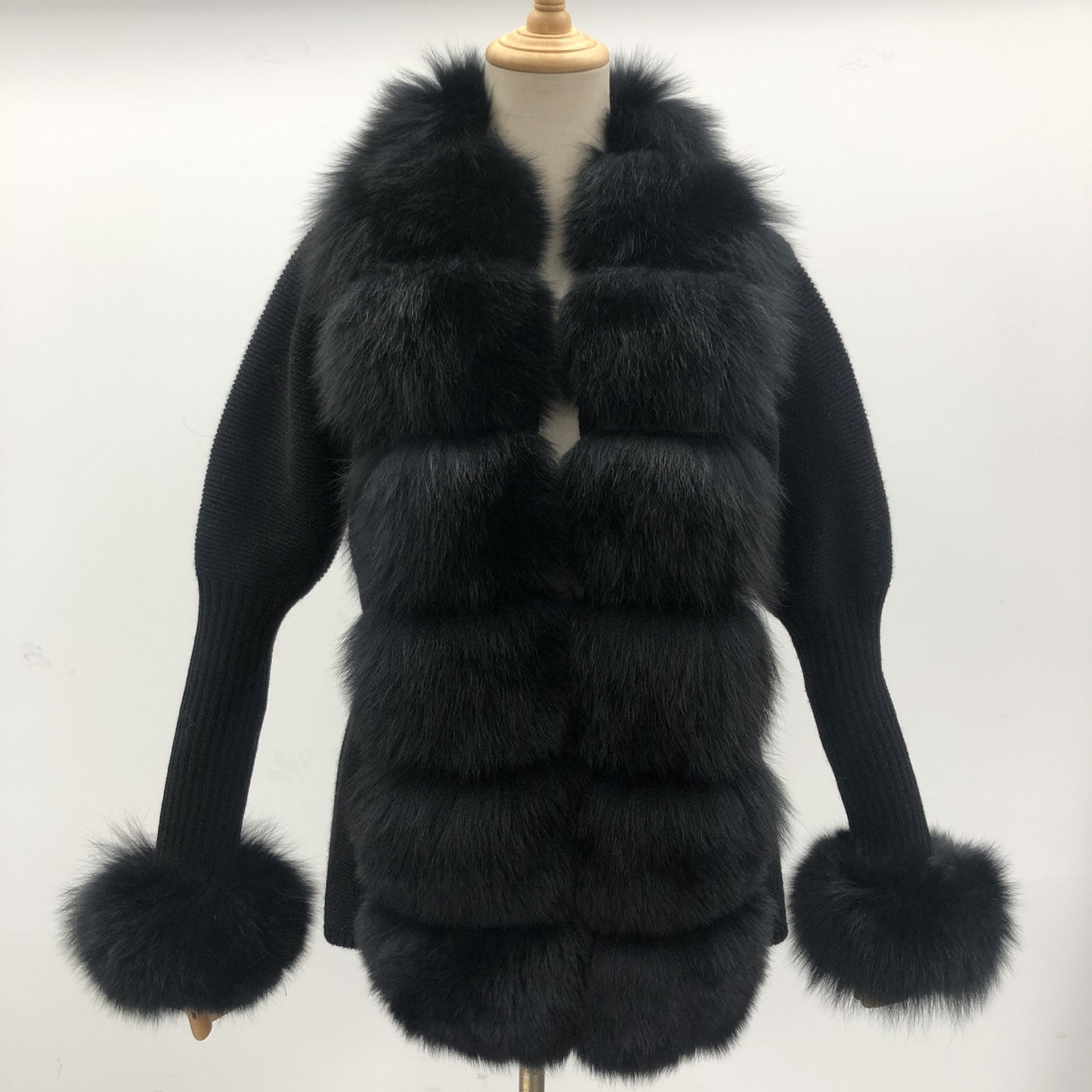 Women’s Wool Blend Cardigan with Detachable Fox Fur Collar