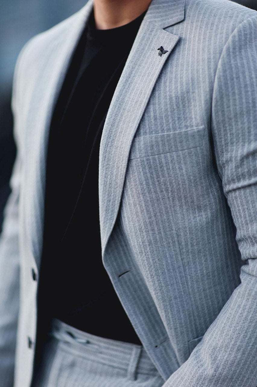 Men's Slim Fit Light Gray Pinstripe Sport Suit | Casual Tailored Suits