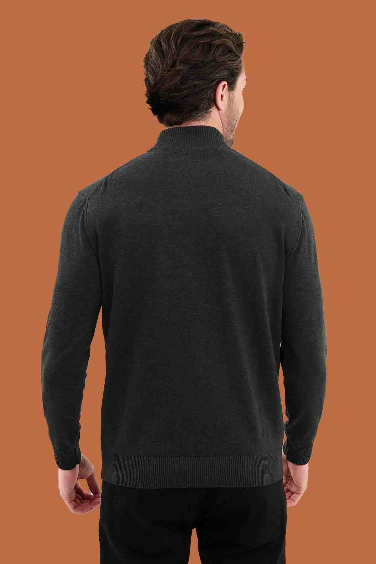 Men's Dark Gray Mock Neck Sweater - Slim Fit Knit
